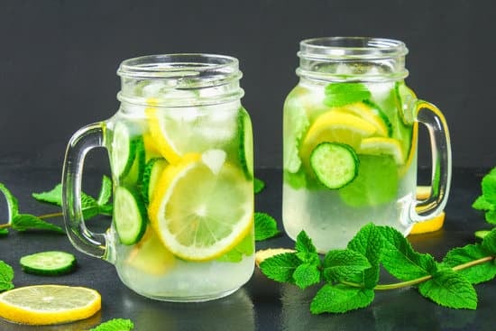 Water with Cucumber, Lemon, and Mint
